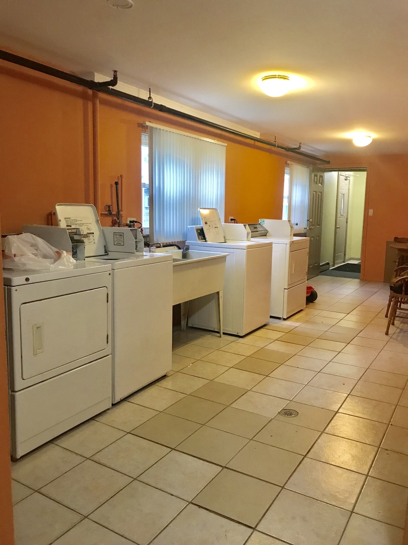 7858 Rutherford Avenue, Unit 2B Burbank, IL 60459 - Photo 15 of 17