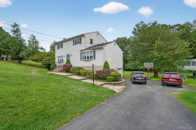 $3,800 | 19 McGarrah Road, Monroe, NY 10950