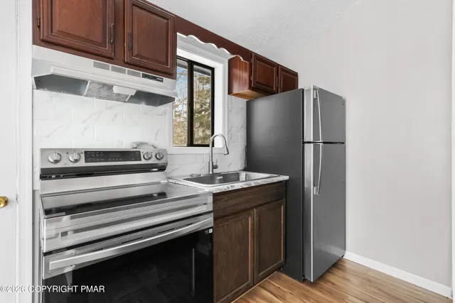 $220,000 | 6522 Runnymead Lane, Tobyhanna, PA 18466