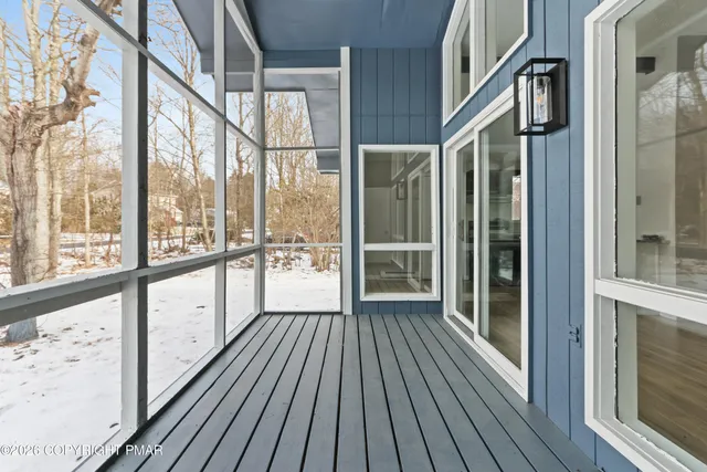 $220,000 | 6522 Runnymead Lane, Tobyhanna, PA 18466