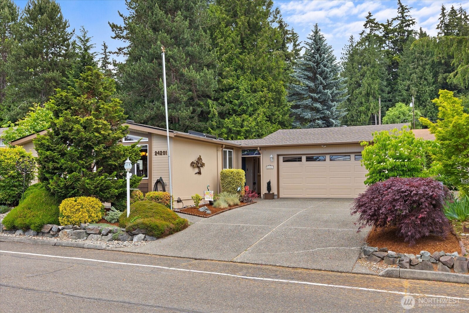 24201 8th Place West Bothell, WA 98021 - Photo 36 of 40