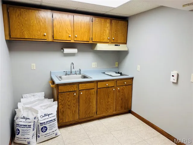 $259,000 | 2 Oak Ridge Pond Road, Hannibal, MO 63401