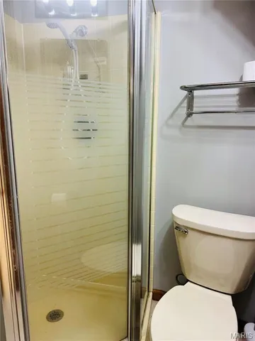 $259,000 | 2 Oak Ridge Pond Road, Hannibal, MO 63401