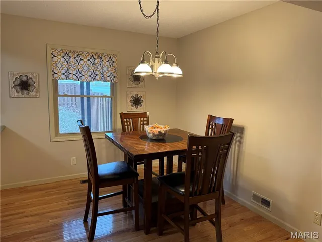 $259,000 | 2 Oak Ridge Pond Road, Hannibal, MO 63401