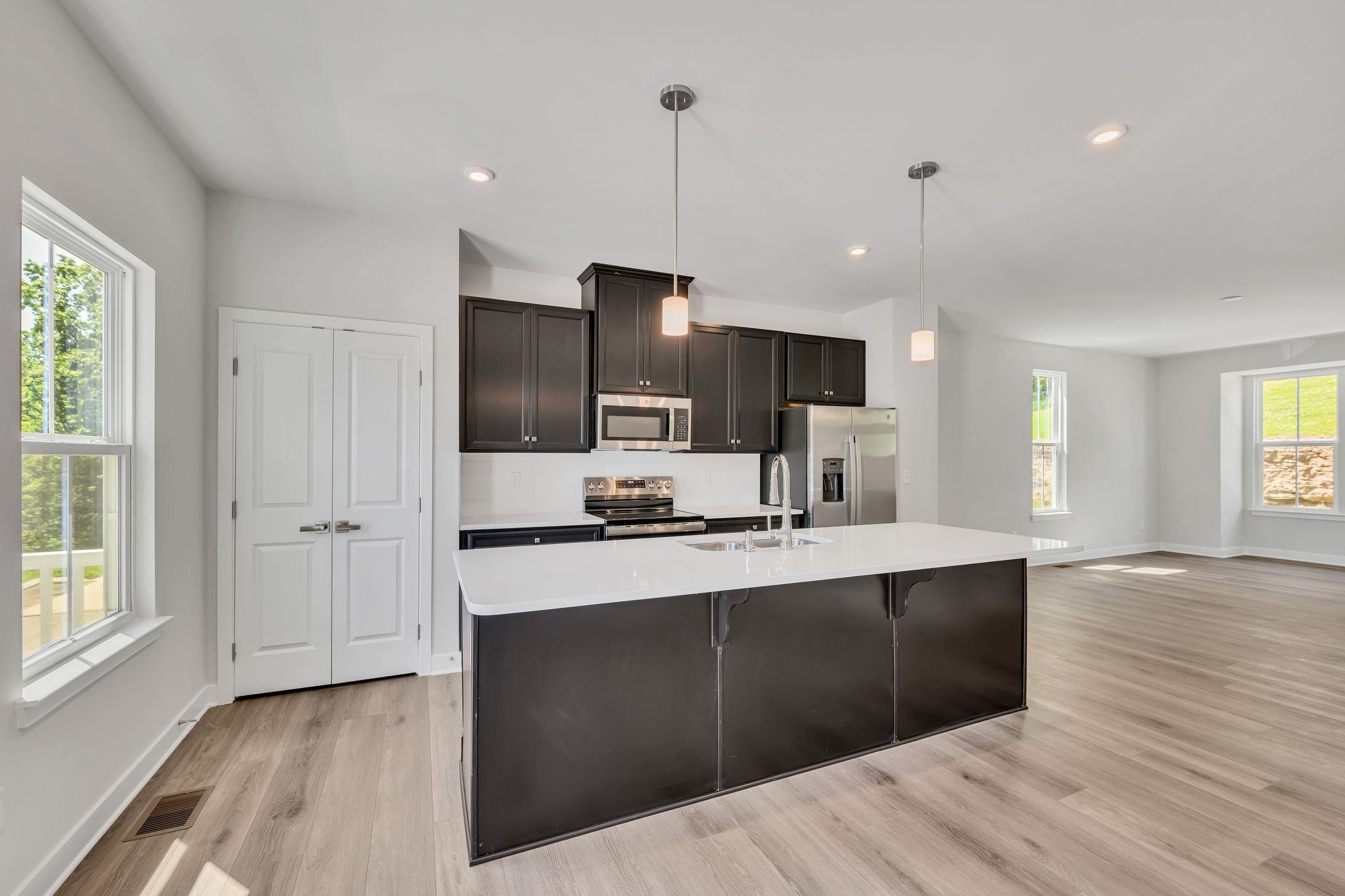 308 Poplar Loop Antioch, TN 37013 - Photo 6 of 20