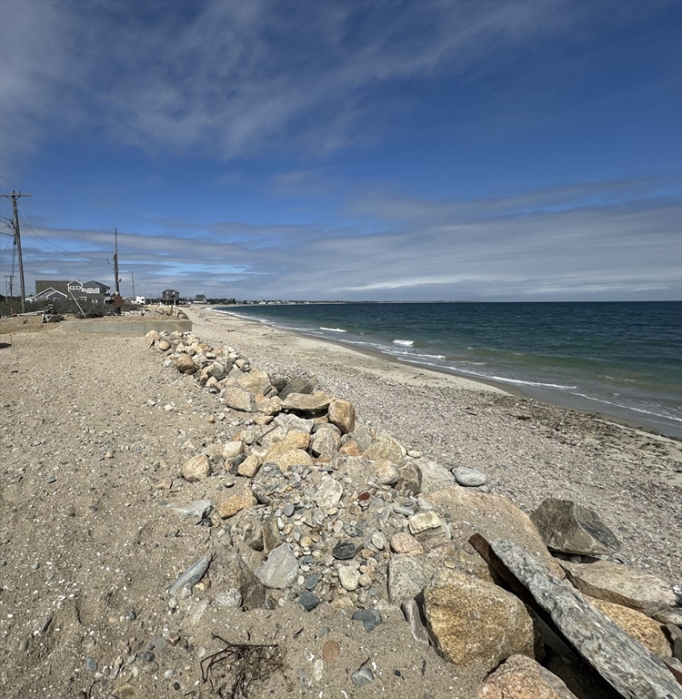 238-242 East Beach Road Westport, MA 02790 - Photo 24 of 29 a view of a backyard of the house