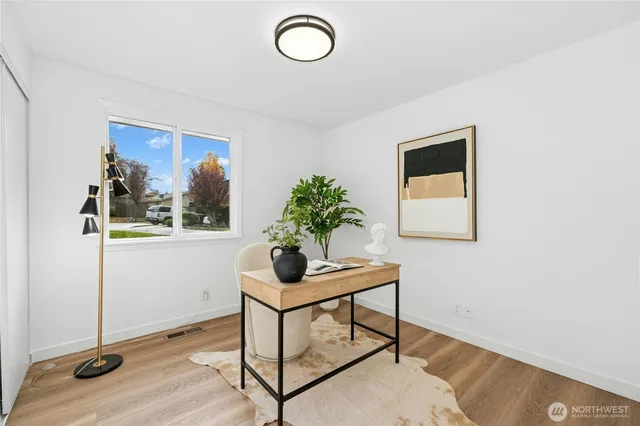 $675,000 | 2106 Southeast 20th Court, Renton, WA 98055