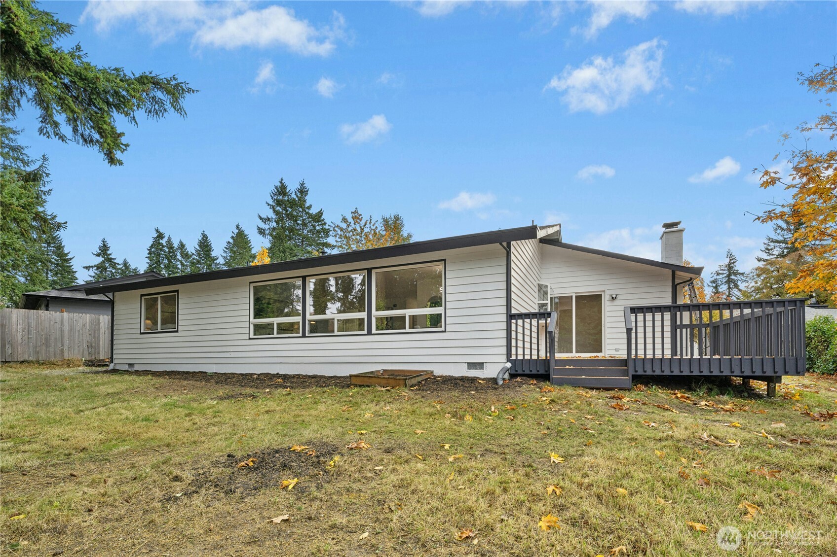 2106 Southeast 20th Court Renton, WA 98055 - Photo 27 of 28 Gallery Image 27