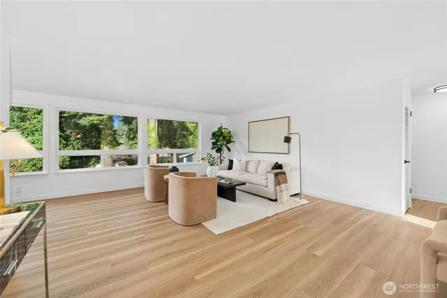 $675,000 | 2106 Southeast 20th Court, Renton, WA 98055