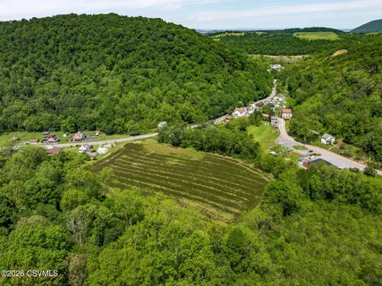 $125,000 | 225 Highway Herndon Pa, Herndon, PA 17830