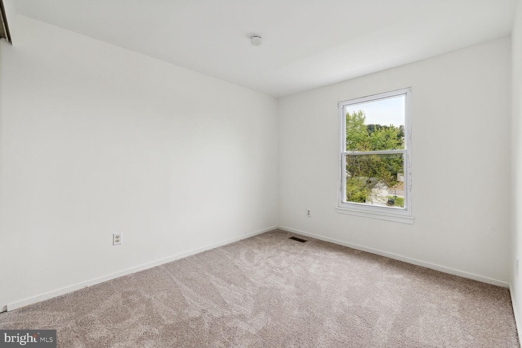757 Young Way Westminster, MD 21158 - Photo 14 of 30 Bedroom #2