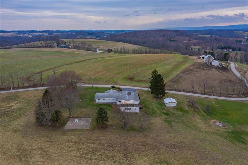 306 Gillespie Road Dawson, PA 15428 - Photo 22 of 25