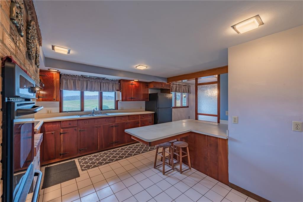 306 Gillespie Road Dawson, PA 15428 - Photo 6 of 25