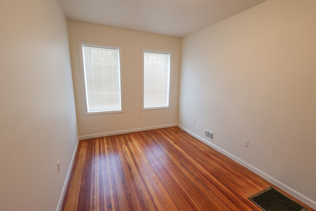 127 Intervale Street, Unit 3 Boston, MA 02121 - Photo 9 of 21