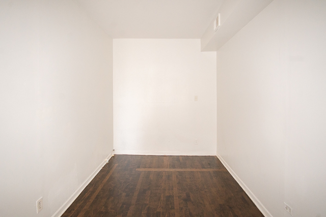 2519 North Pulaski Road Chicago, IL 60639 - Photo 16 of 36 a view of a small space