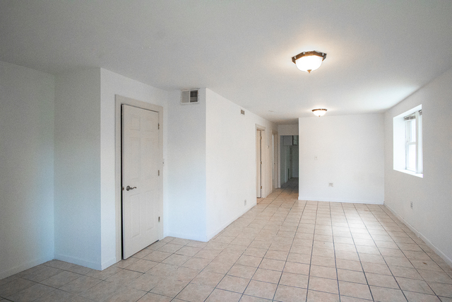 2519 North Pulaski Road Chicago, IL 60639 - Photo 31 of 36 a view of an empty room