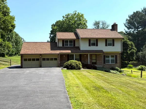 $749,470 | 24513 Hanson Road, Laytonsville, MD 20882