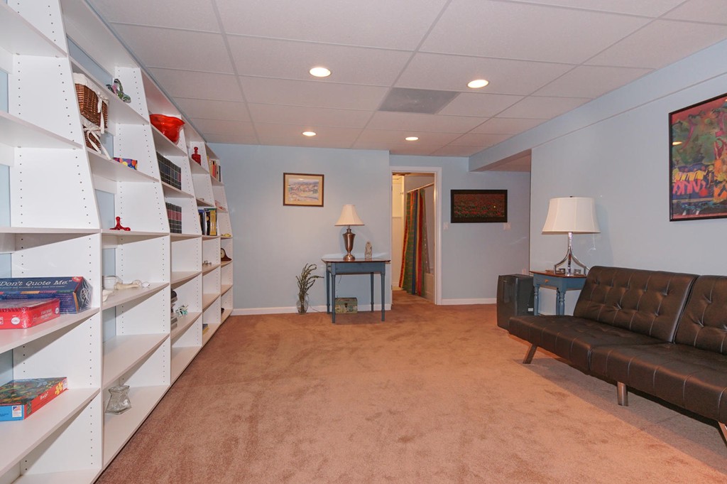 3 Ridge Road Framingham, MA 01701 - Photo 24 of 29 Gallery Image 24