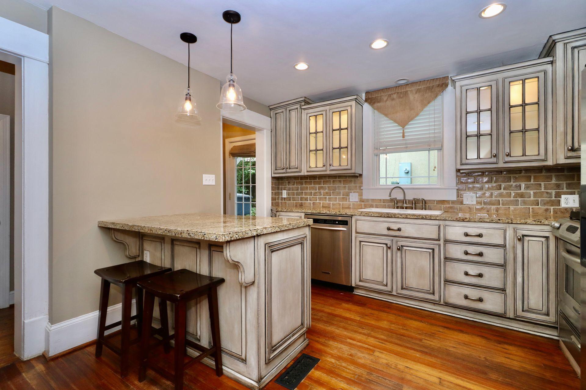 2802 Crystal Spring Avenue Southwest Roanoke, VA 24014 - Photo 11 of 64 Granite tops