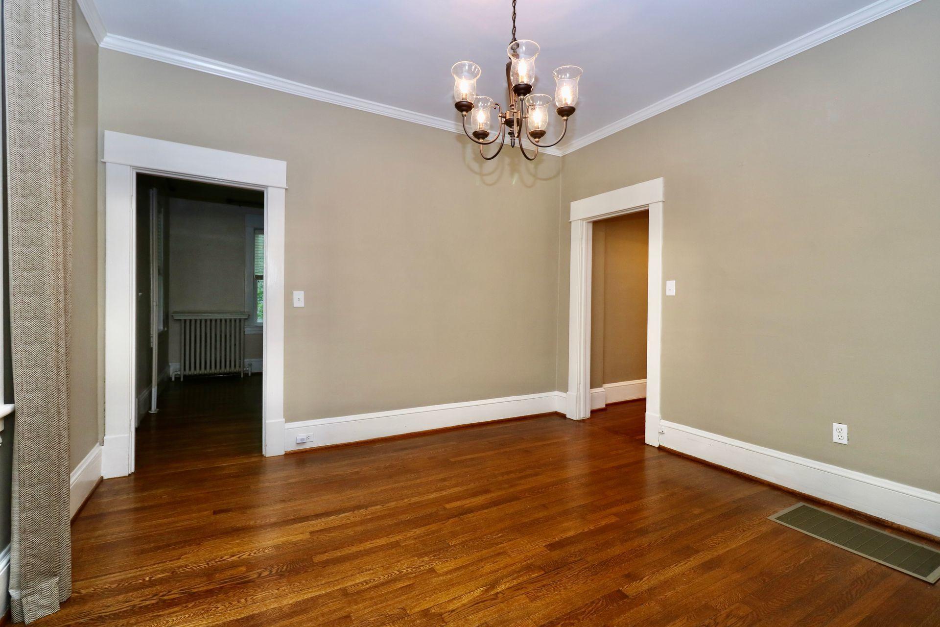 2802 Crystal Spring Avenue Southwest Roanoke, VA 24014 - Photo 20 of 64 Dining Room