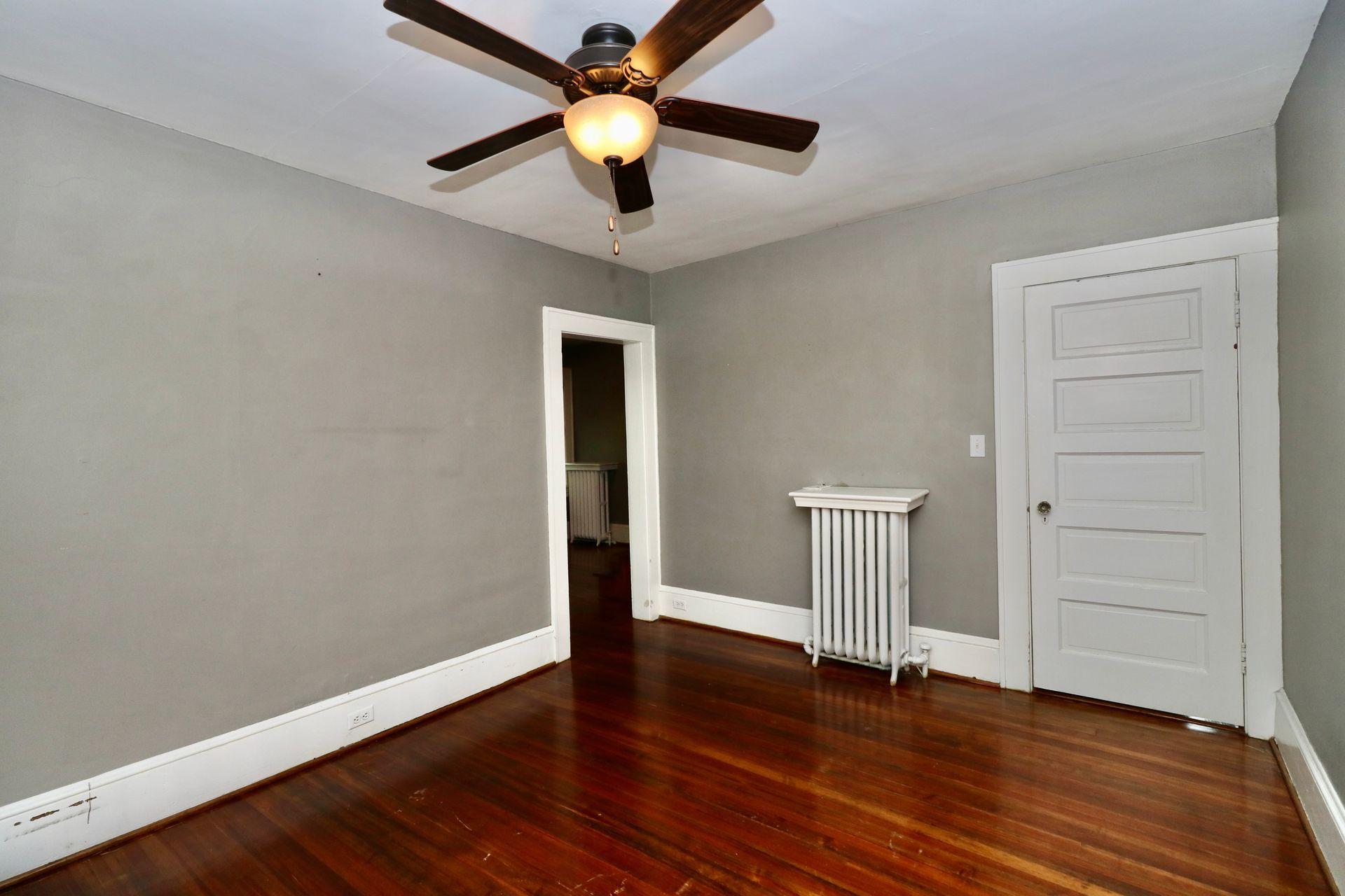 2802 Crystal Spring Avenue Southwest Roanoke, VA 24014 - Photo 32 of 64 Bedroom