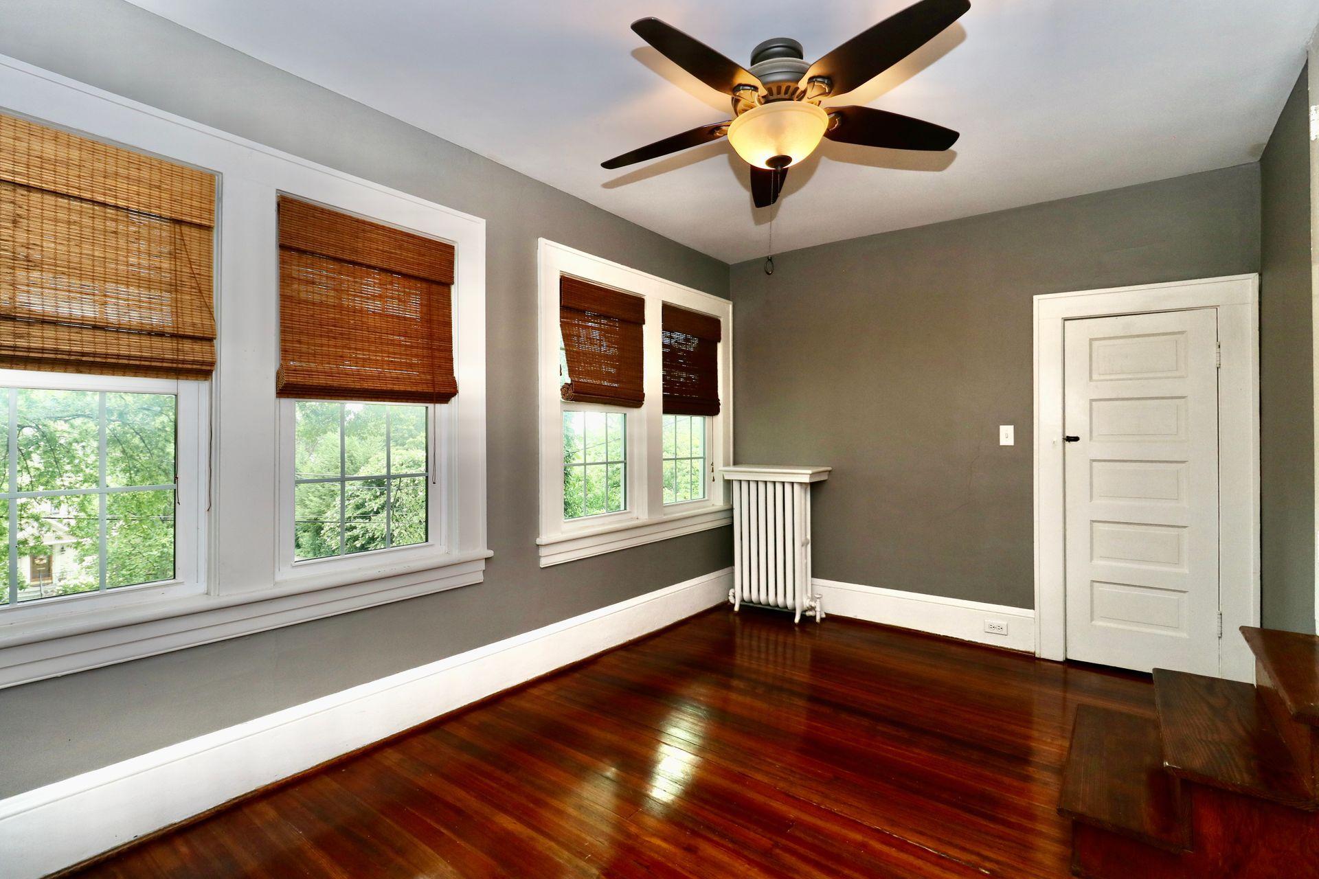 2802 Crystal Spring Avenue Southwest Roanoke, VA 24014 - Photo 34 of 64 Bedroom