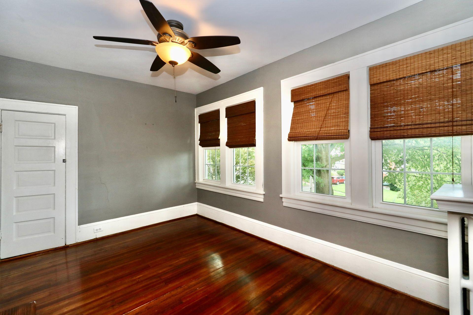 2802 Crystal Spring Avenue Southwest Roanoke, VA 24014 - Photo 35 of 64 Bedroom