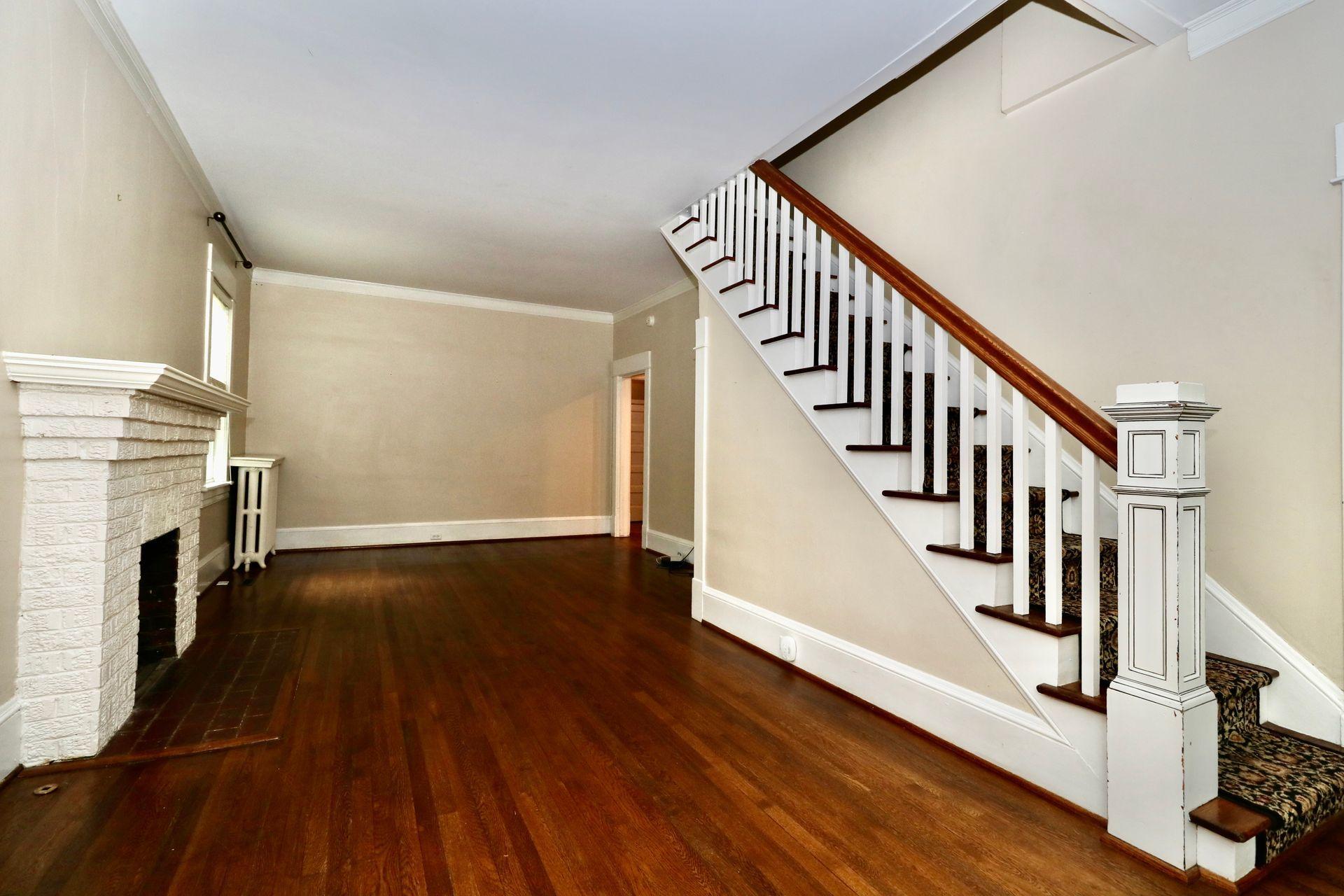 2802 Crystal Spring Avenue Southwest Roanoke, VA 24014 - Photo 8 of 64 Foyer to Living Room