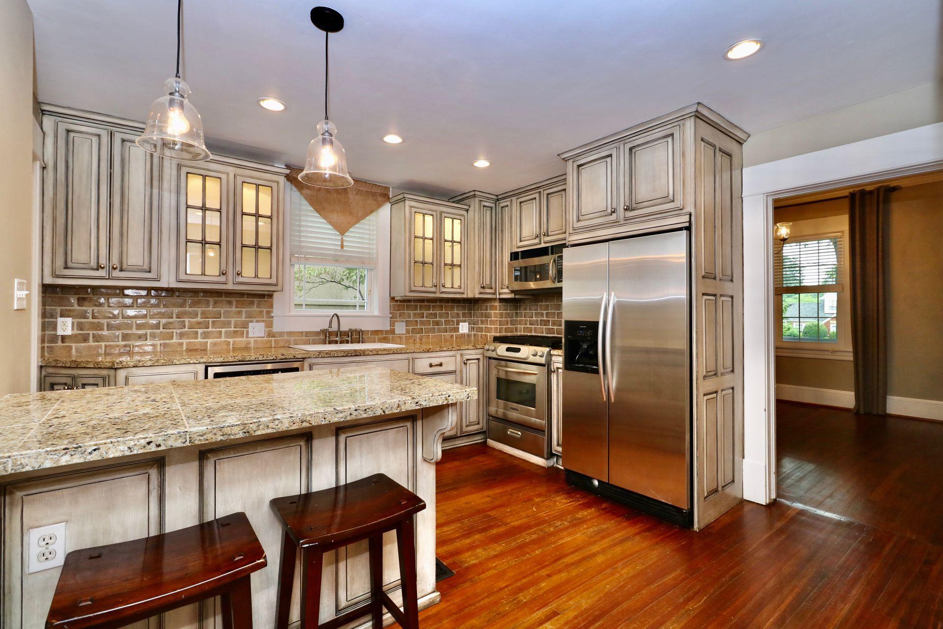 2802 Crystal Spring Avenue Southwest Roanoke, VA 24014 - Photo 10 of 64 Updated kitchen