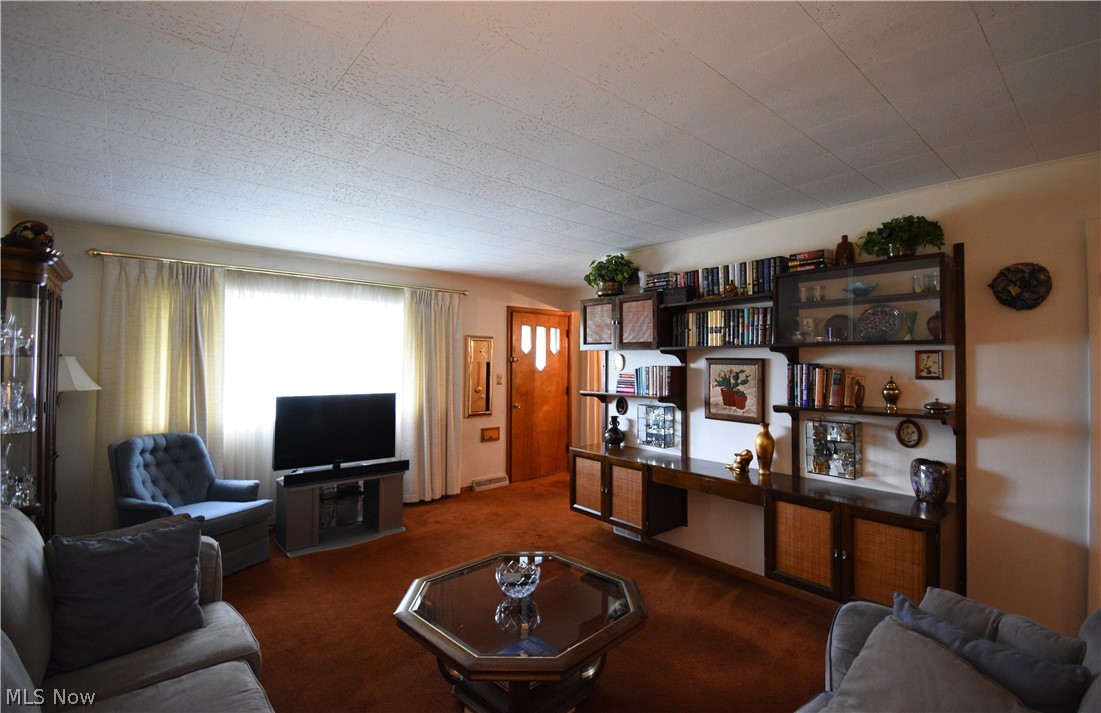 345 Overlook Boulevard Struthers, OH 44471 - Photo 6 of 35 Gallery Image 6