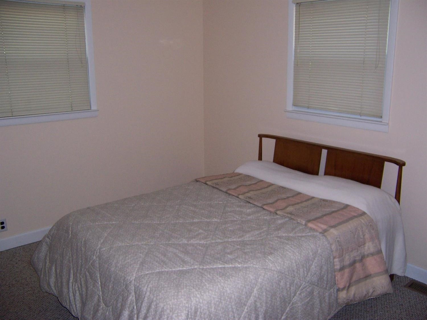 44965 Robson Road Belleville, MI 48111 - Photo 8 of 10 Photo 8