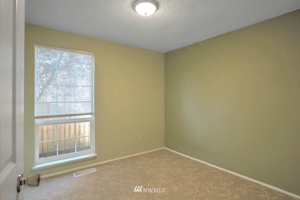 12224 Southeast 165th Street Renton, WA 98058 - Photo 14 of 20 Gallery Image 14