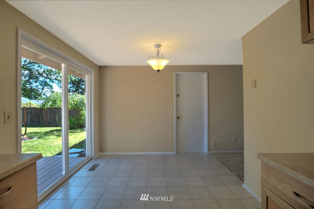 12224 Southeast 165th Street Renton, WA 98058 - Photo 7 of 20 Gallery Image 7