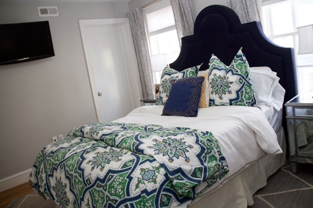 47 Soley Street, Unit 2 Boston, MA 02129 - Photo 18 of 23 a bedroom with a bed and a window