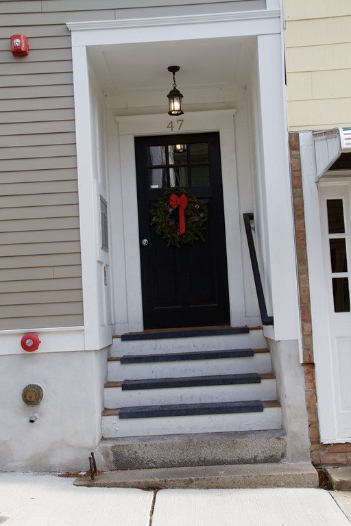 47 Soley Street, Unit 2 Boston, MA 02129 - Photo 2 of 23 a view of entryway
