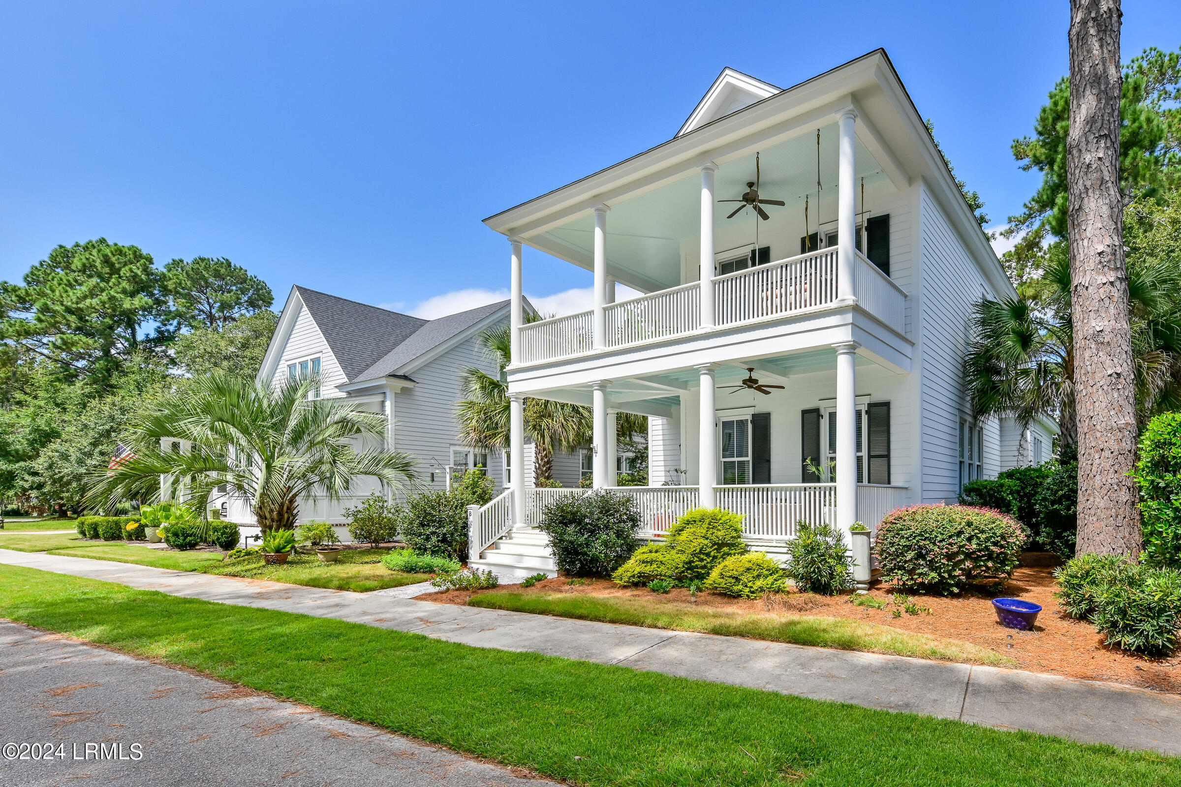 8 W Bluff Beaufort, SC 29906 - Photo 3 of 46 8 W Bluff-3