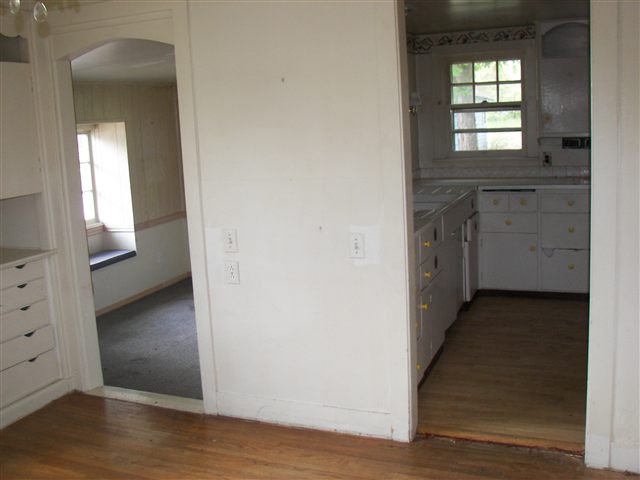 403 North Walnut Road Spokane Valley, WA 99206 - Photo 6 of 9