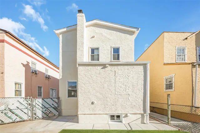 a view of a white building