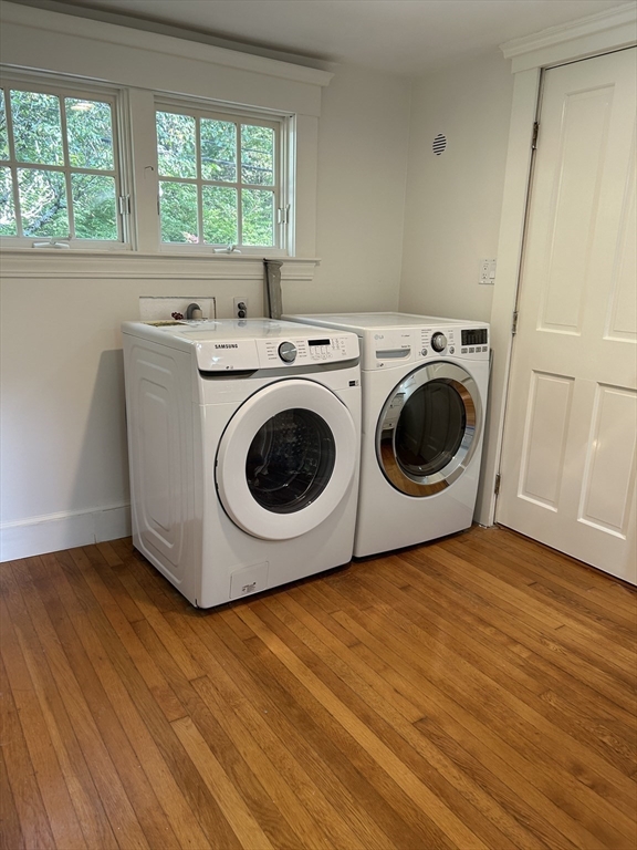 99 Tower Road Lincoln, MA 01773 - Photo 22 of 42 a utility room with dryer and washer