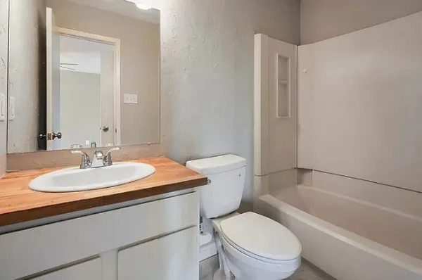 $1,650 | 411 Parkhill Cove, Unit 411, Round Rock, TX 78664