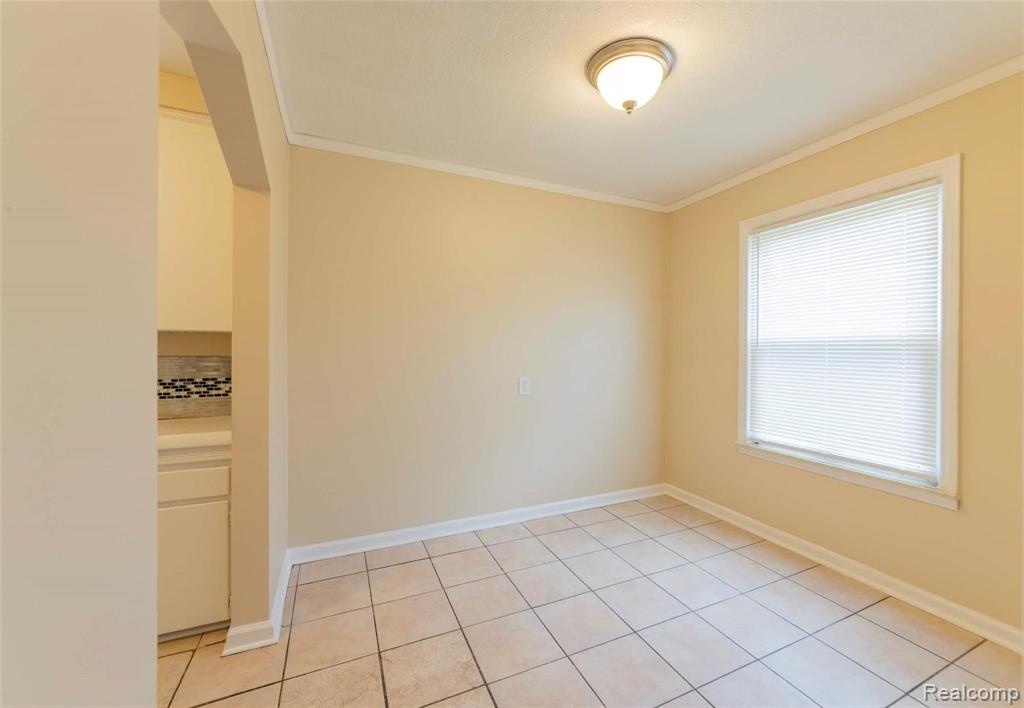 23737 Normandy Avenue Eastpointe, MI 48021 - Photo 12 of 18