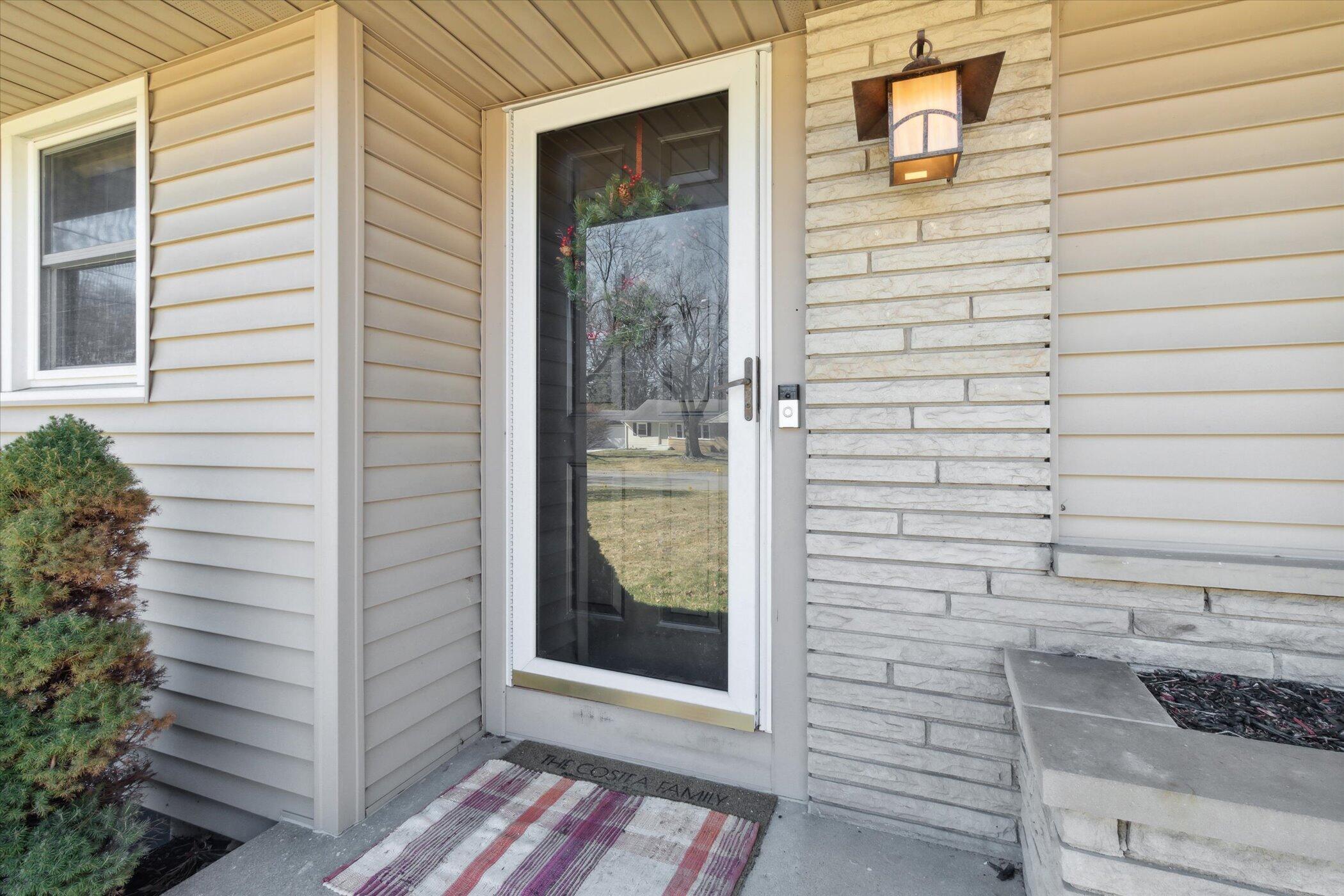 2616 Ferdon Road Kalamazoo, MI 49008 - Photo 2 of 36 05-2616-Ferdon-Rd-Kalamazoo-MI-49008-Win