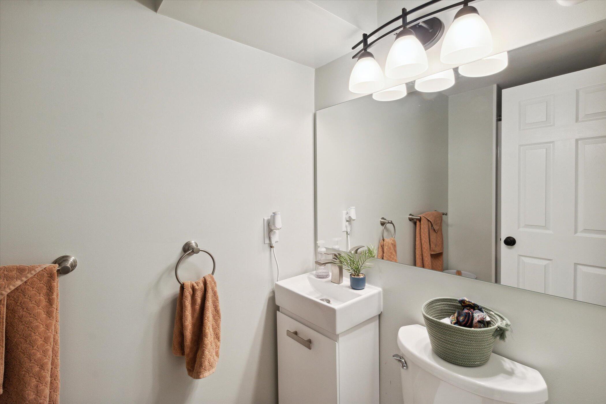 2616 Ferdon Road Kalamazoo, MI 49008 - Photo 22 of 36 28-2616-Ferdon-Rd-Kalamazoo-MI-49008-Win