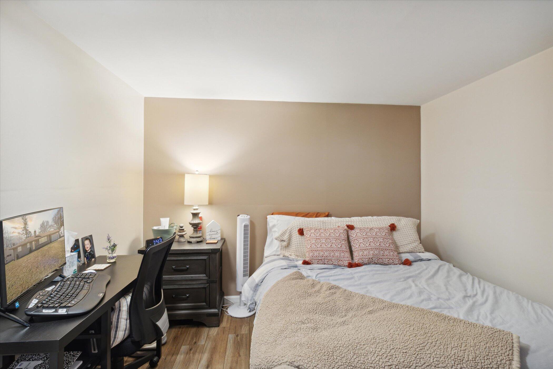 2616 Ferdon Road Kalamazoo, MI 49008 - Photo 23 of 36 33-2616-Ferdon-Rd-Kalamazoo-MI-49008-Win