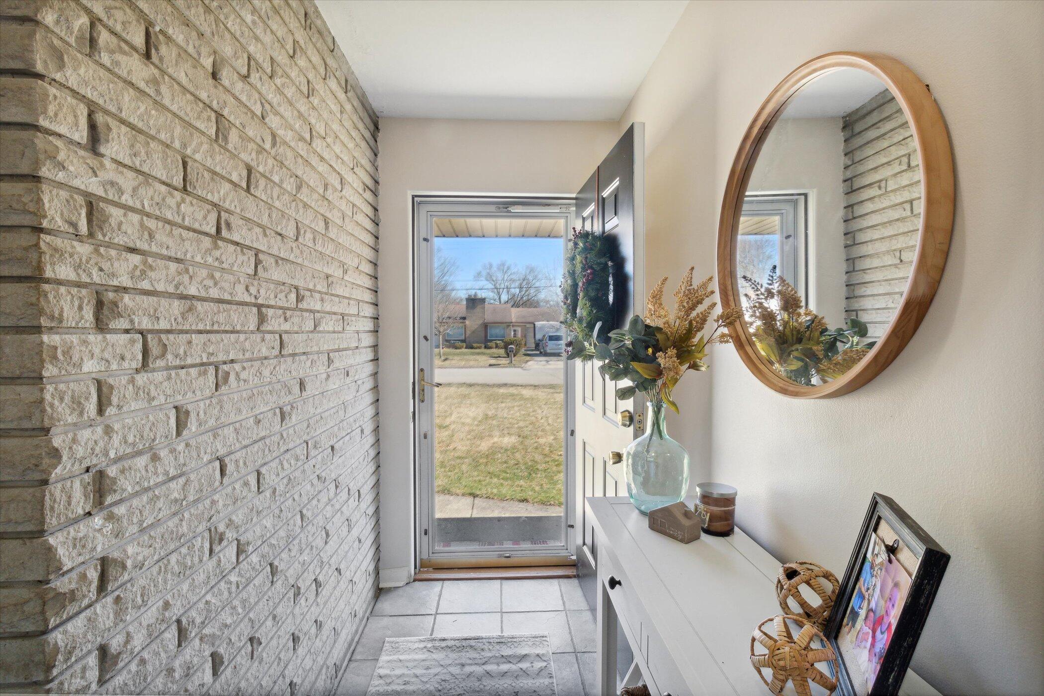 2616 Ferdon Road Kalamazoo, MI 49008 - Photo 3 of 36 06-2616-Ferdon-Rd-Kalamazoo-MI-49008-Win