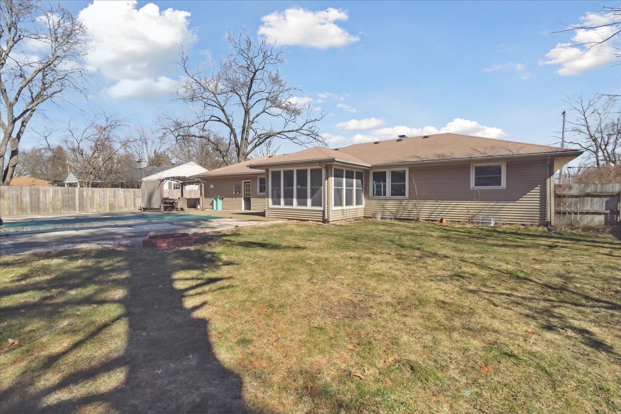 2616 Ferdon Road Kalamazoo, MI 49008 - Photo 36 of 36 49-2616-Ferdon-Rd-Kalamazoo-MI-49008-Win