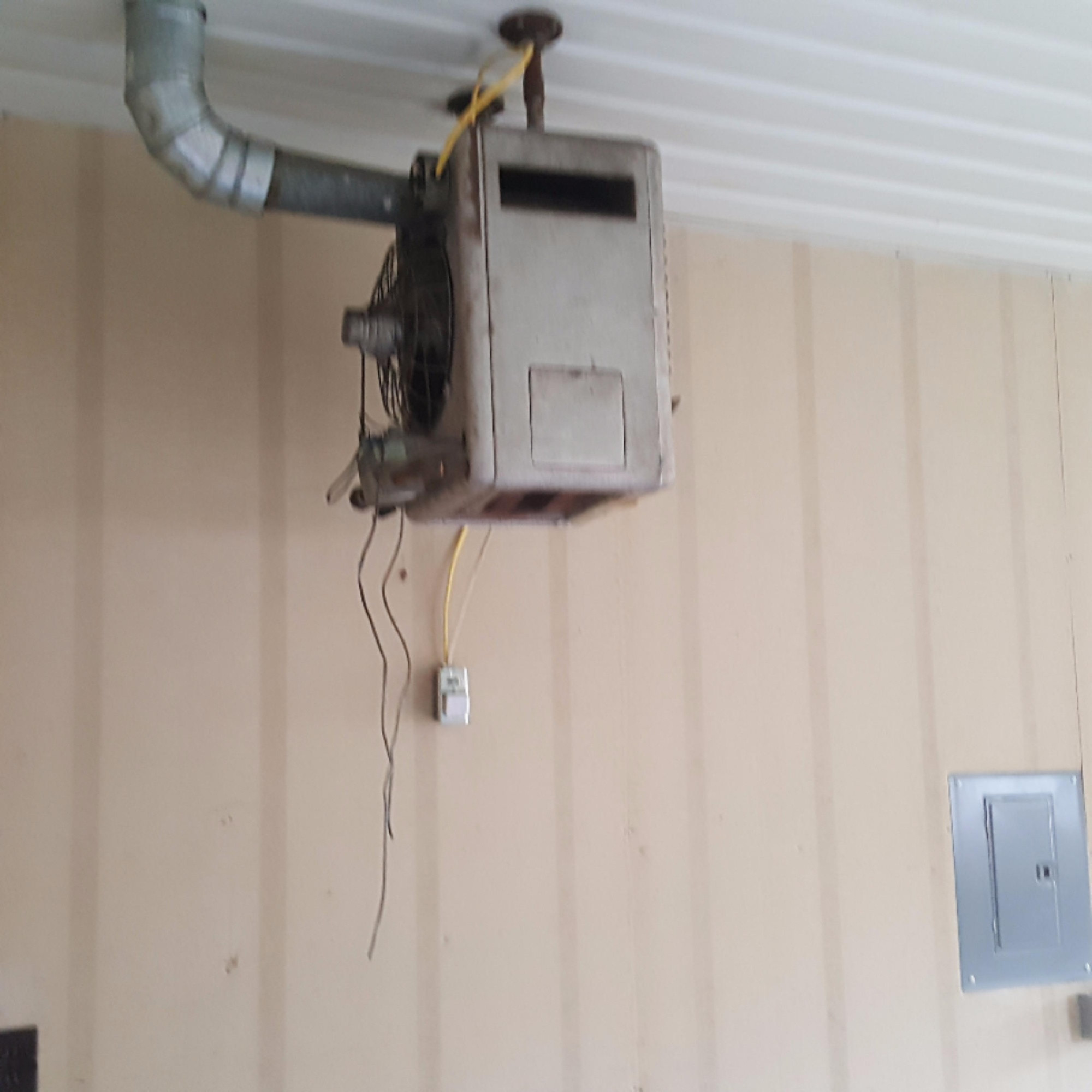 12200 South Sprinkle Road Vicksburg, MI 49097 - Photo 9 of 44 Heat in the pole barn?