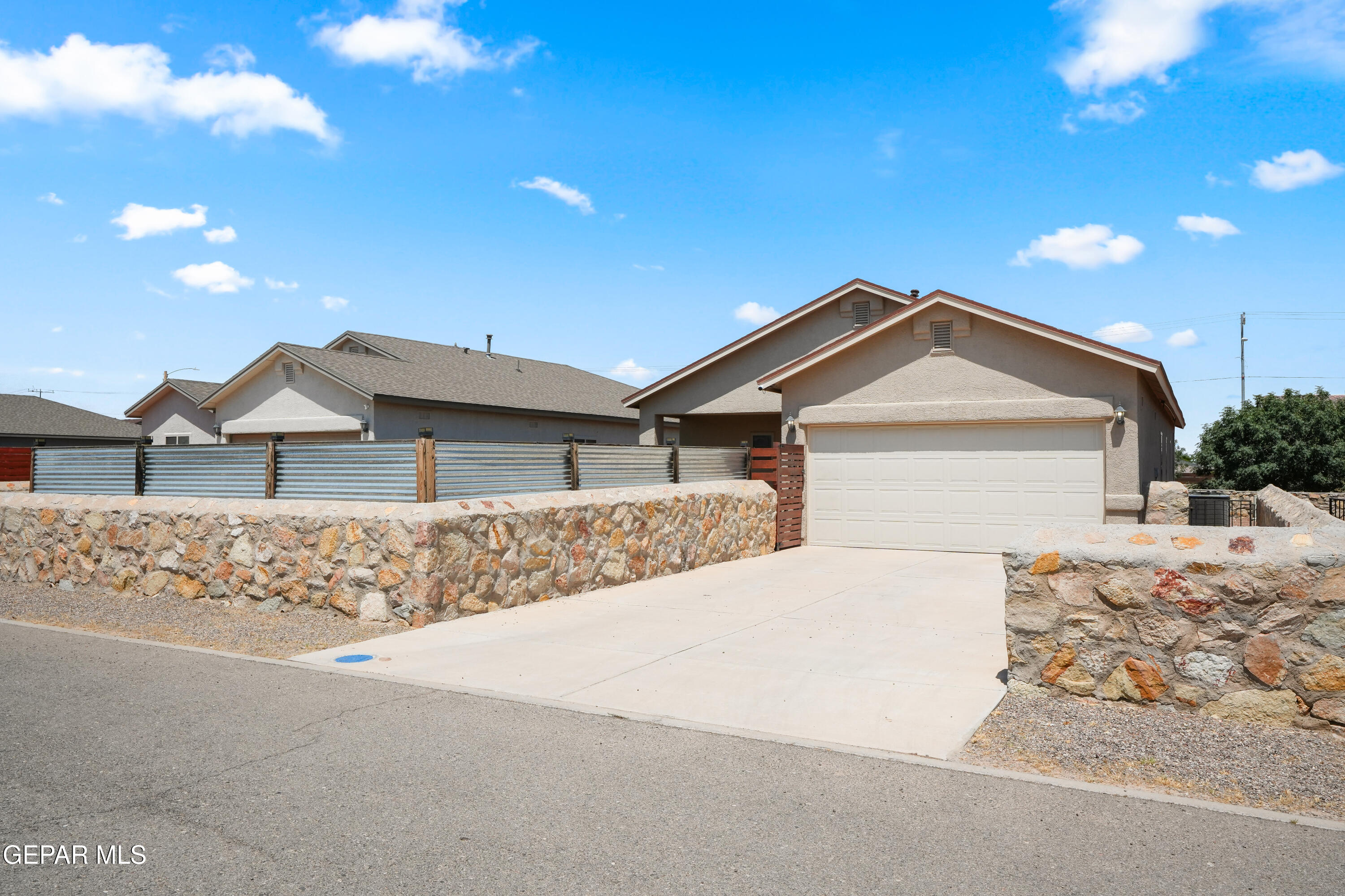 2053 Tim Foster Street El Paso, TX 79938 - Photo 43 of 57 2053 Tim Foster St-37
