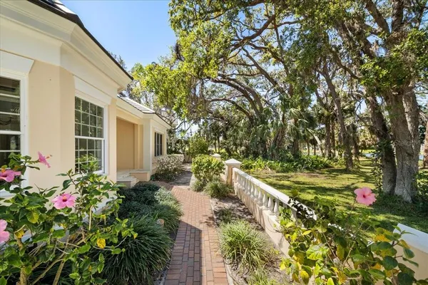 $2,700,000 | 236 St James Park, Osprey, FL 34229