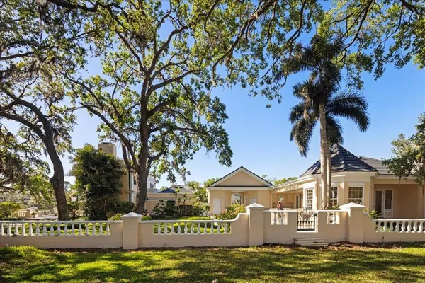 $2,700,000 | 236 St James Park, Osprey, FL 34229